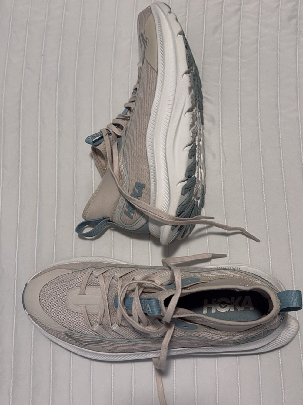 Hoka Women's Kawana - 10B